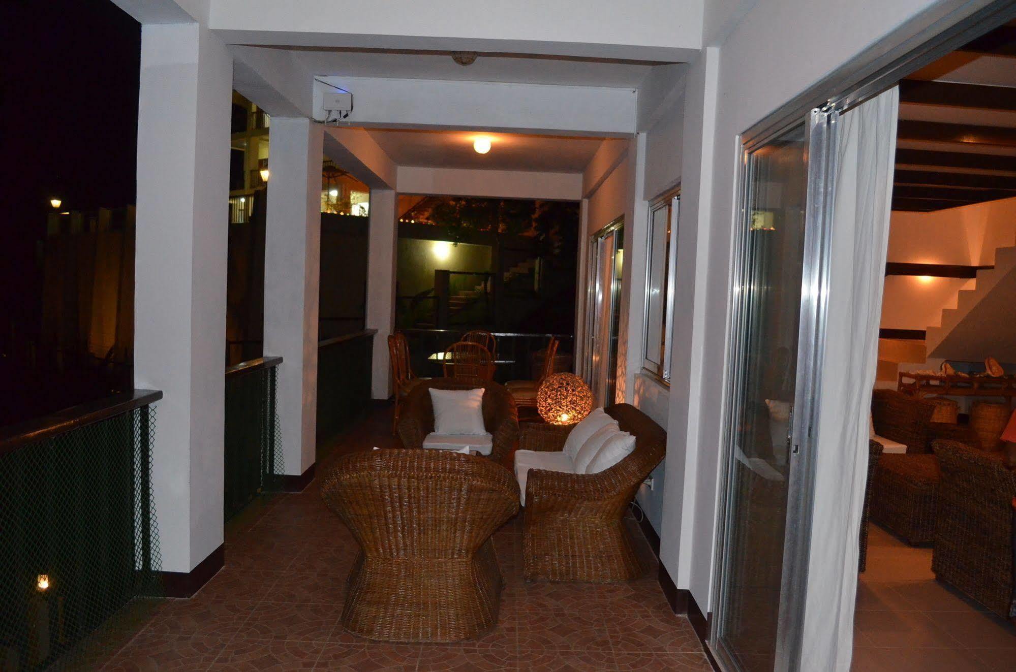 Seahorse Villa Puerto Galera Exteriér fotografie